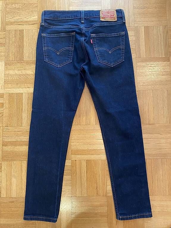 Jeans: Levis 512 Levis Jeans 512 – Usato da Zürich venduto da Nomenklatura 1