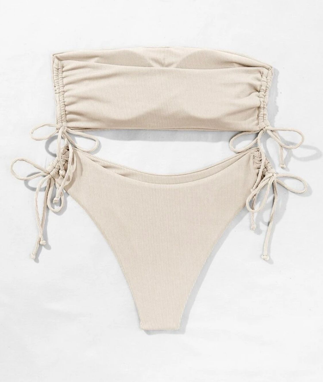 Costumi da bagno & Bikini: BANDEAU BIKINI BEIGE - GERIPPT - GRÖSSE L - NEU – Nuovo e nell'imballaggio originale da Buchs AG venduto da fischli610 1