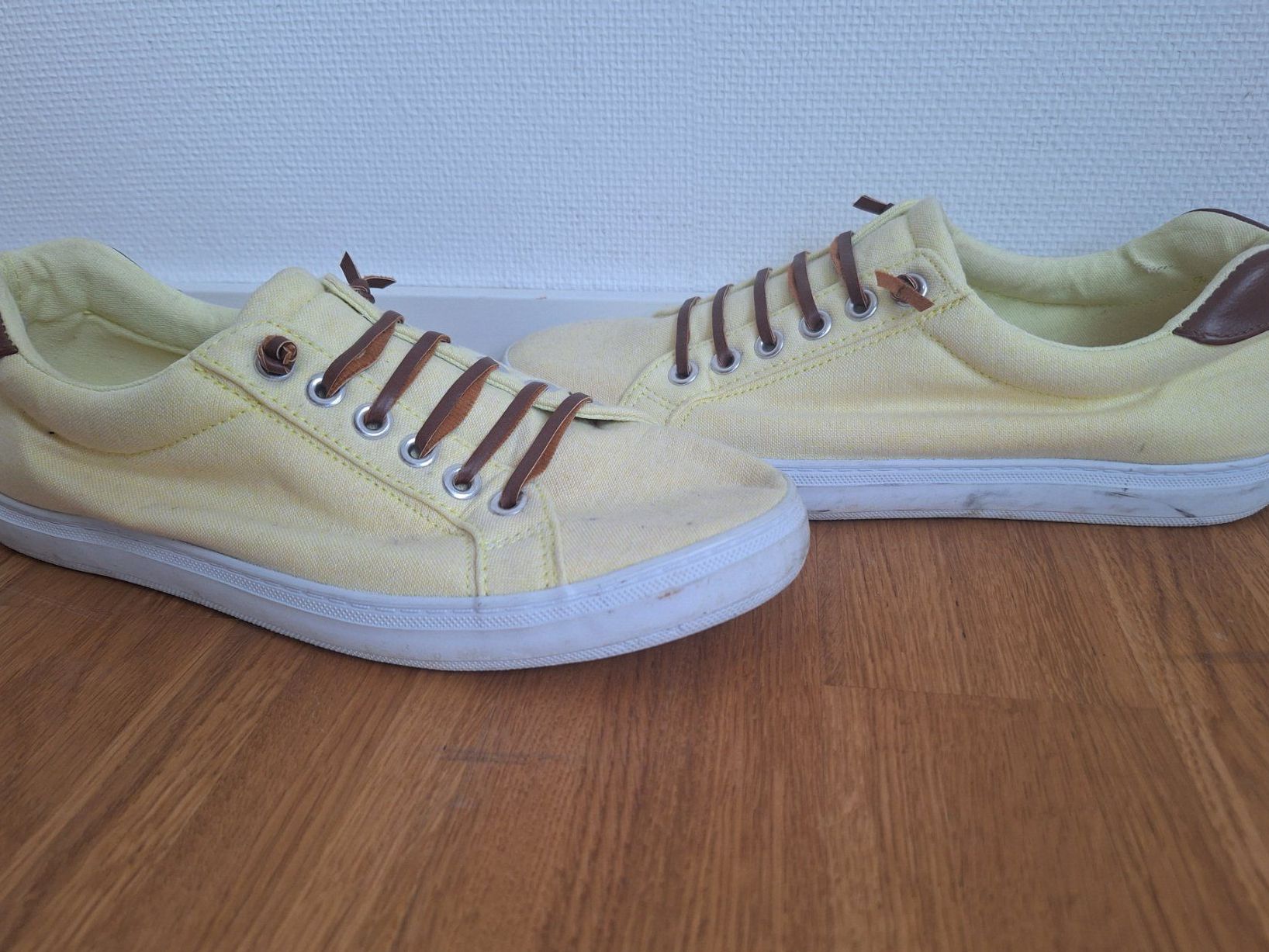 Scarpe da donna: gelbe Sommerschuhe – Usato da Horgen venduto da bea_j25f 1