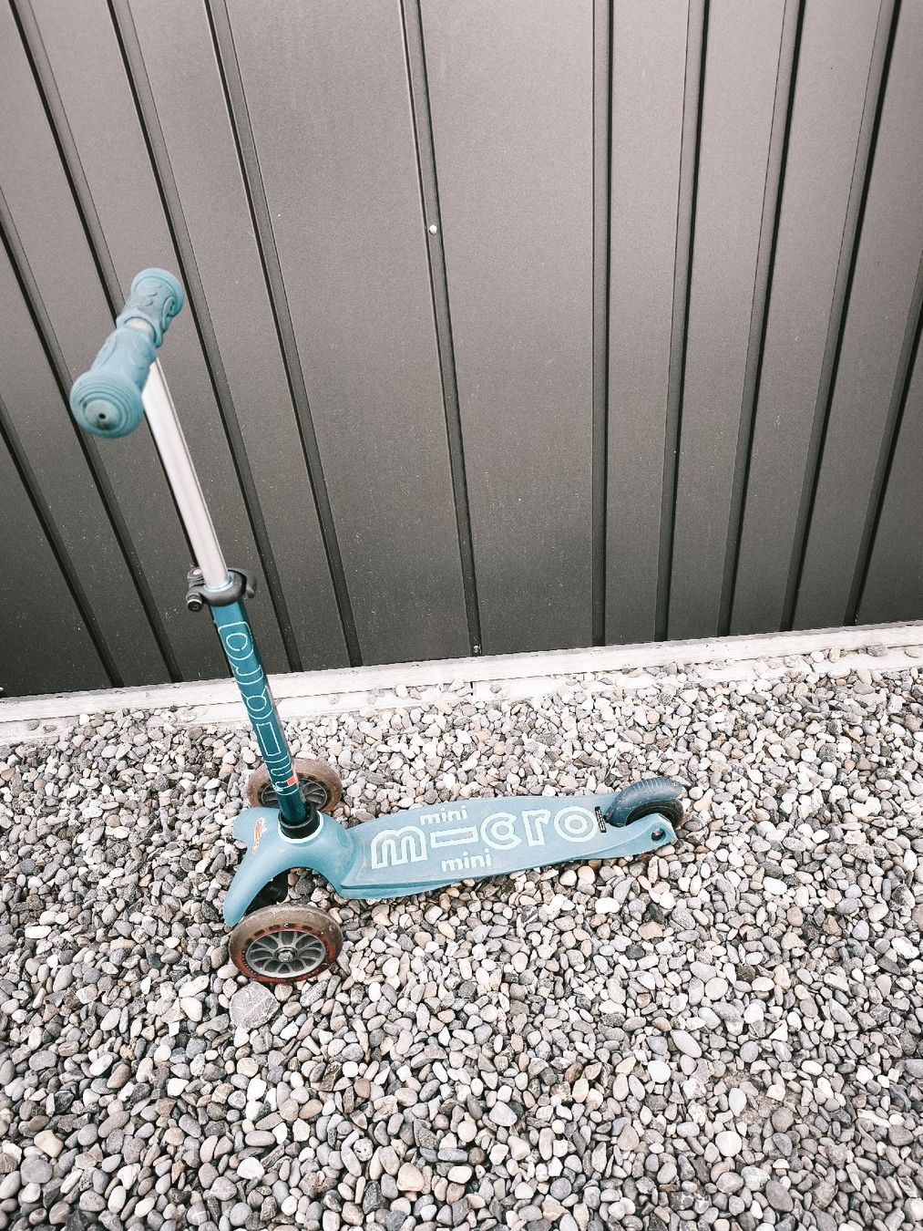 Micro Kickboard: Roller Mini Micro blau – Gebraucht aus Ottenbach von anj_nvk5