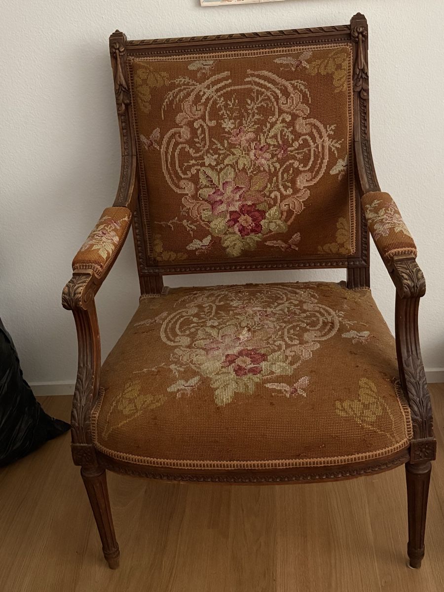 Sessel: Sessel Antik  – Gebraucht aus Bassersdorf von ca.44