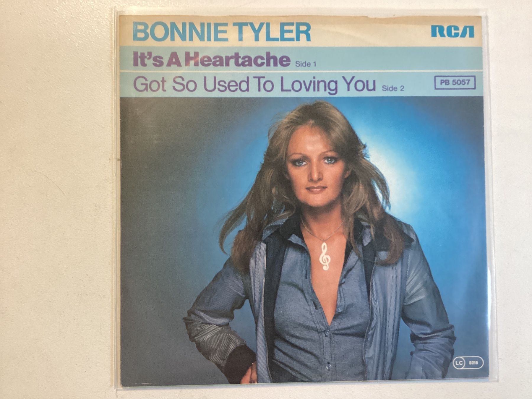 Schallplatten: Bonnie Tyler Single - It’s A Heartache – Gebraucht aus Gutenswil von