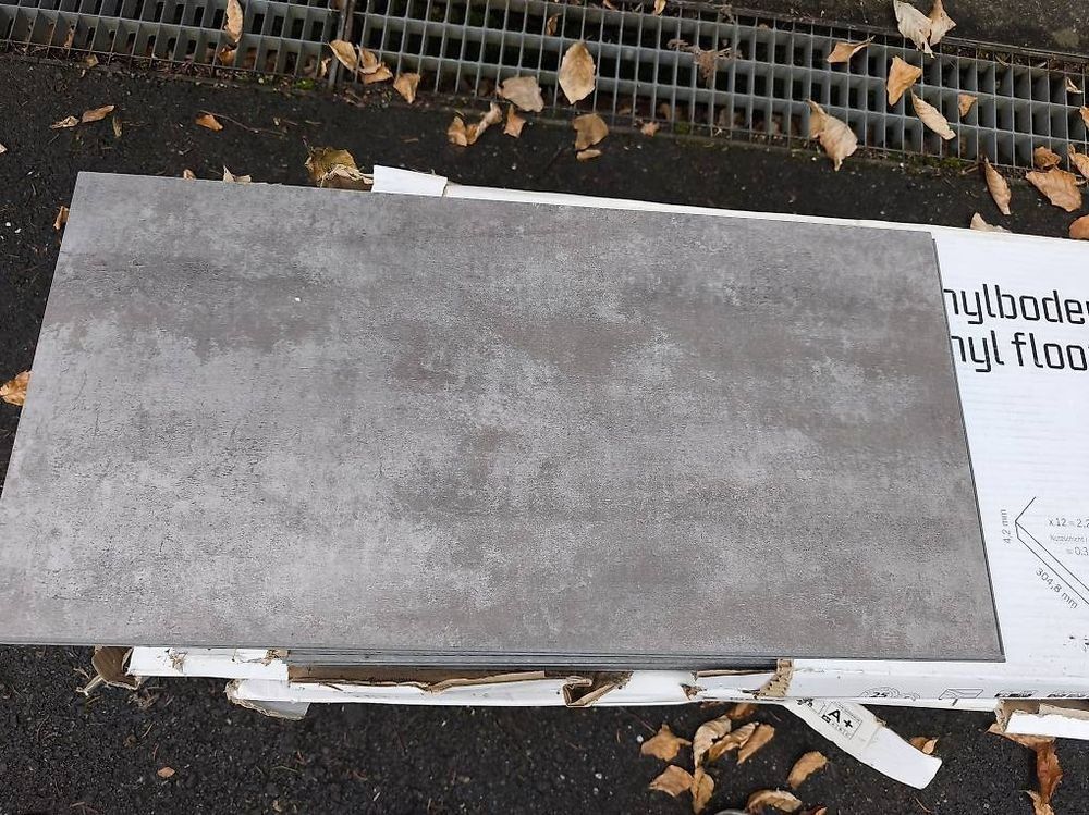 Rivestimenti per pavimenti: Restposten Vinyl Bodenbelag 16m2 – Nuovo (secondo la descrizione) da Gränichen venduto da Zmoonlight 1
