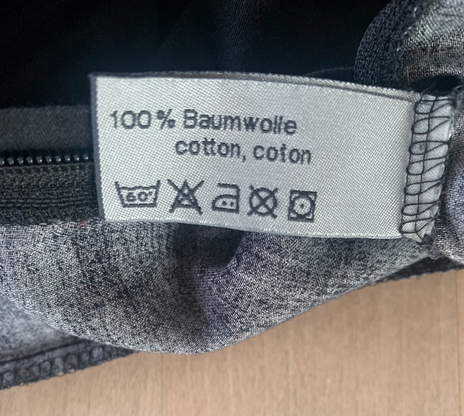 Pfister Linge de lit: Bettwäsche – D'occasion à Azmoos par Verwir64 2