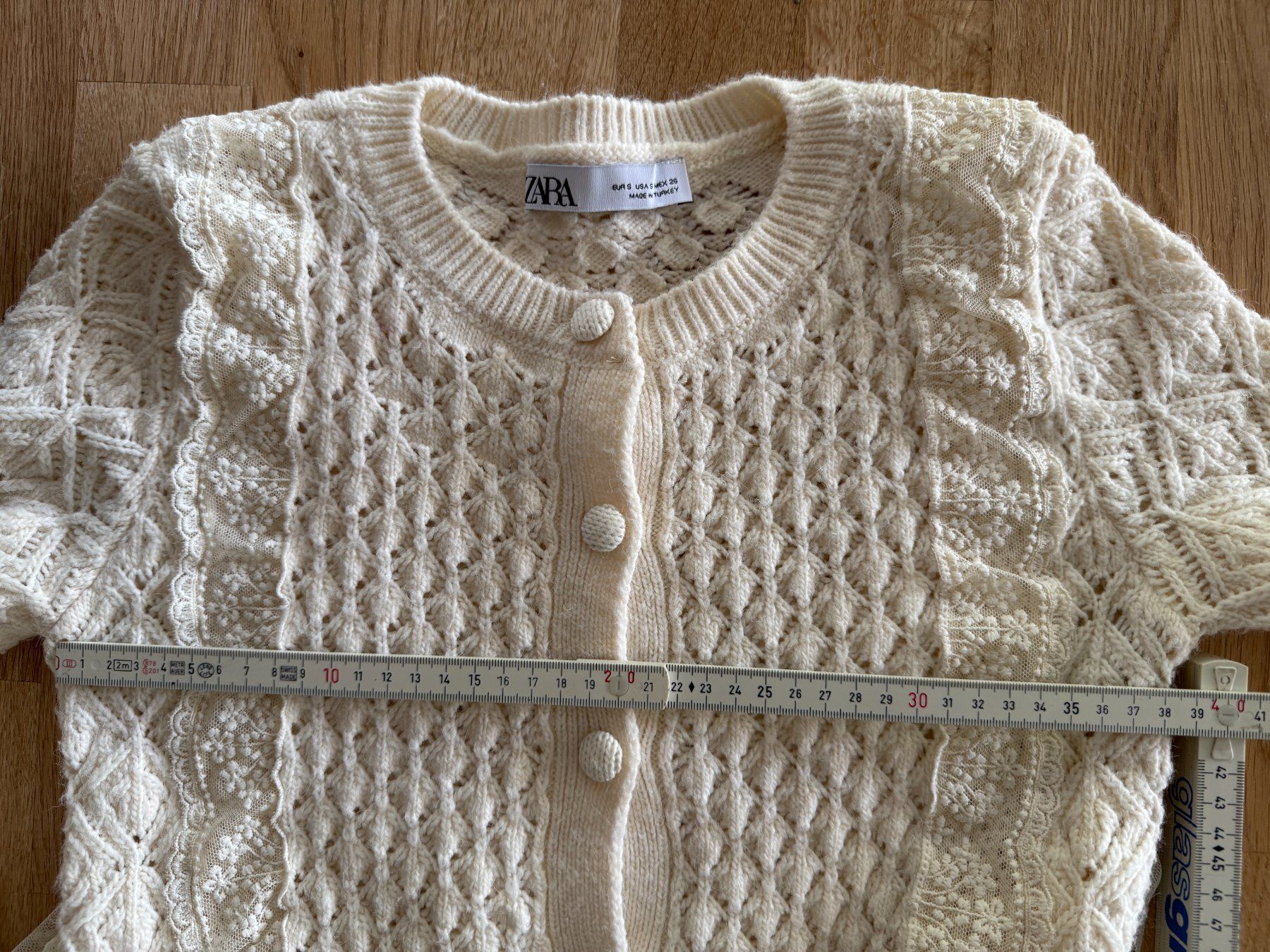 Zara Pulls & Sweat-shirts: Spende Theodora Stiftung - ZARA - Strickpullover - Gr. S – D'occasion à Fällanden par La_Natie 4