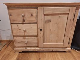 Schöne Schafreite / Kommode Tannenholz antik