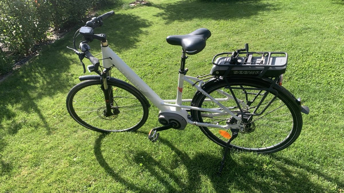 Bosch Biciclette: Segway E-Bike, Bosch Active Line i.O., Ladegerät inkl. – Usato da Uetendorf venduto da Hilbodas