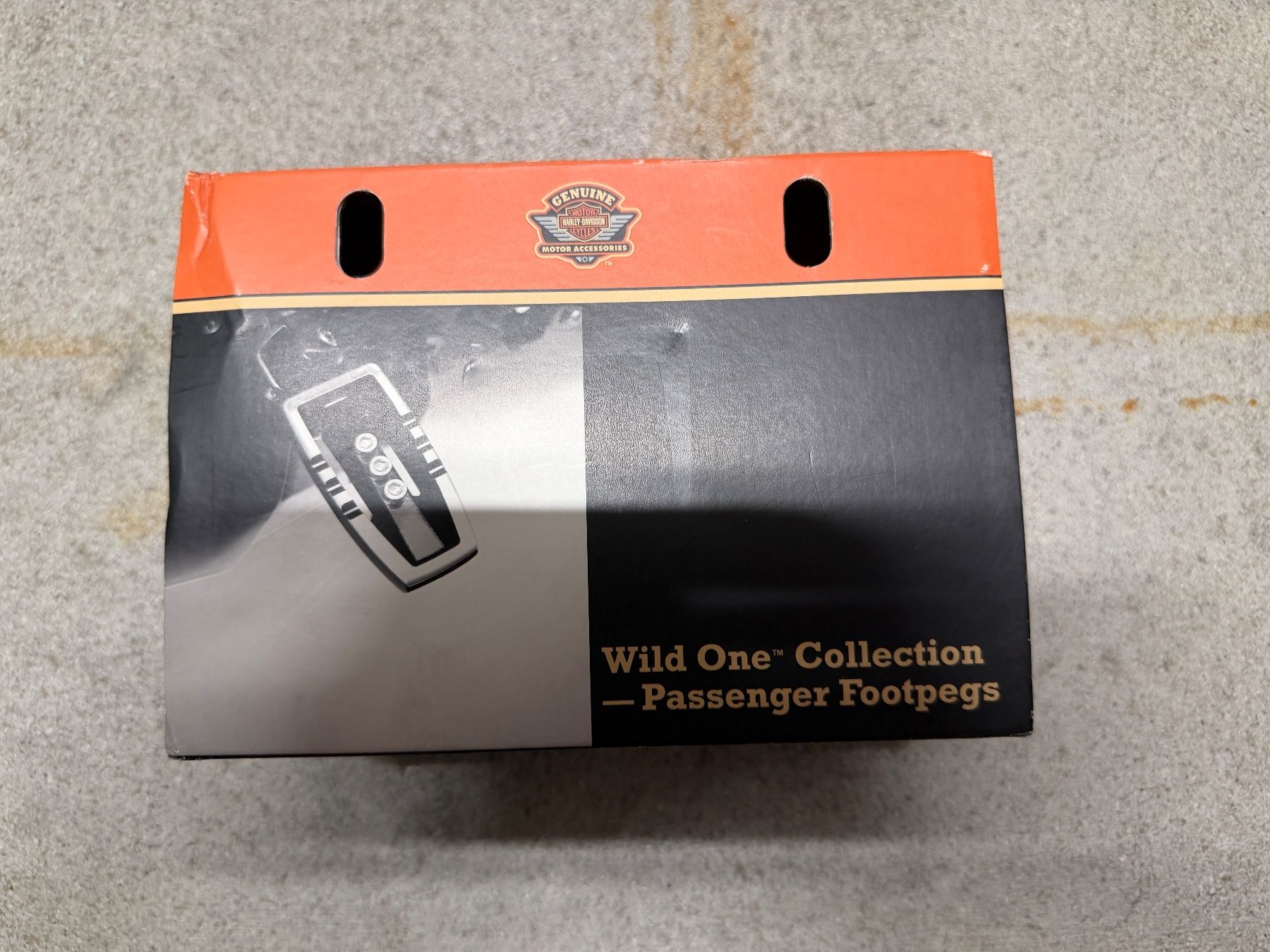 Harley-Davidson Alle Motorradersatzteile: 50502026 Harley-Davidson Soziusfussrasten – Neu und originalverpackt aus Ostermundigen von jas_9j7d 1