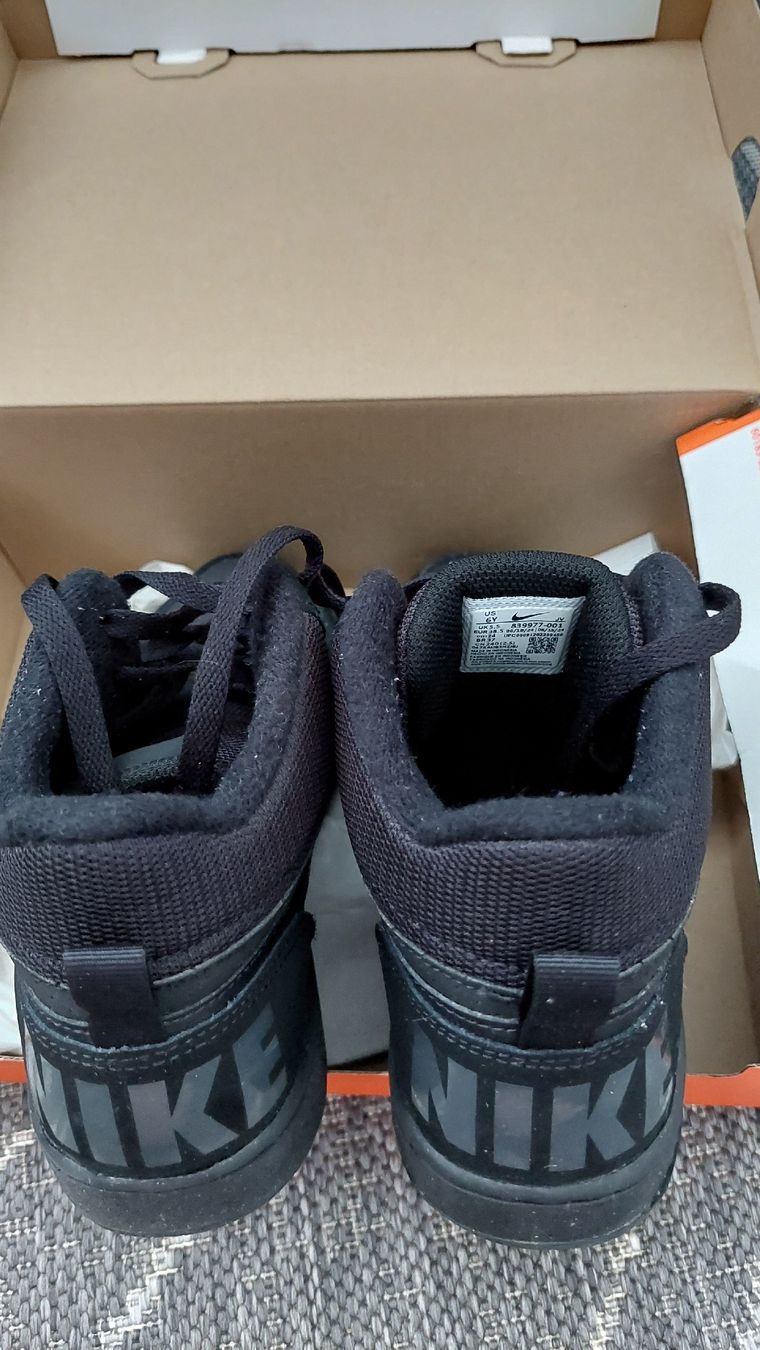 Nike Scarpe per ragazzi: Nike Schuh Grösse 38.5 wie neu – Nuovo (secondo la descrizione) da Egolzwil venduto da mobiledeluxe 5