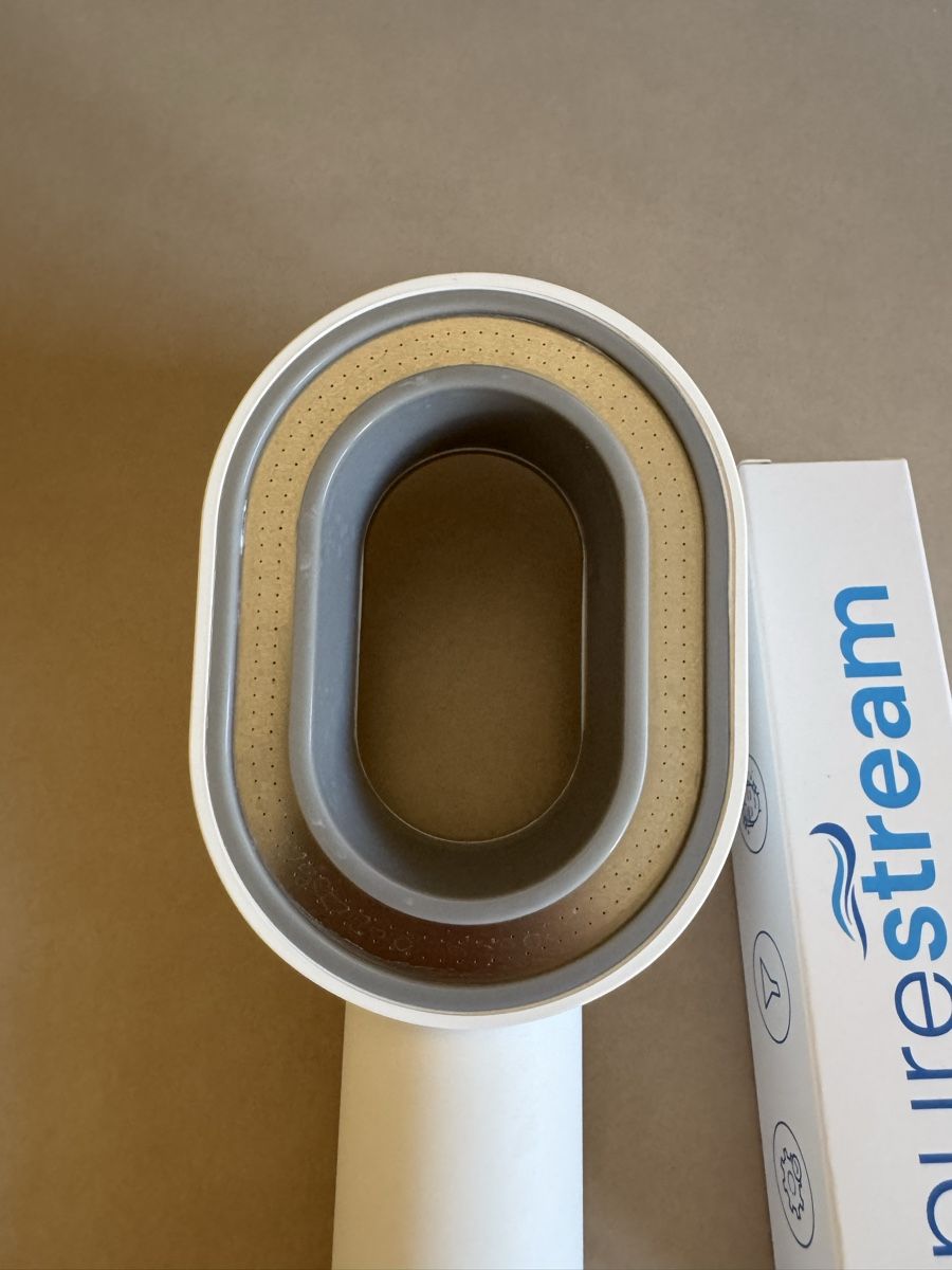 Soffioni doccia: Duschkopf Purestream weiss. 3 Monate alt. – Usato da Trachslau venduto da Sotano 3