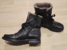 Gefütterte Leder-Stiefeletten