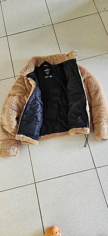 Hollister Giacche: Giacca invernale Hollister – Usato da Magadino venduto da sar_6bwm 1