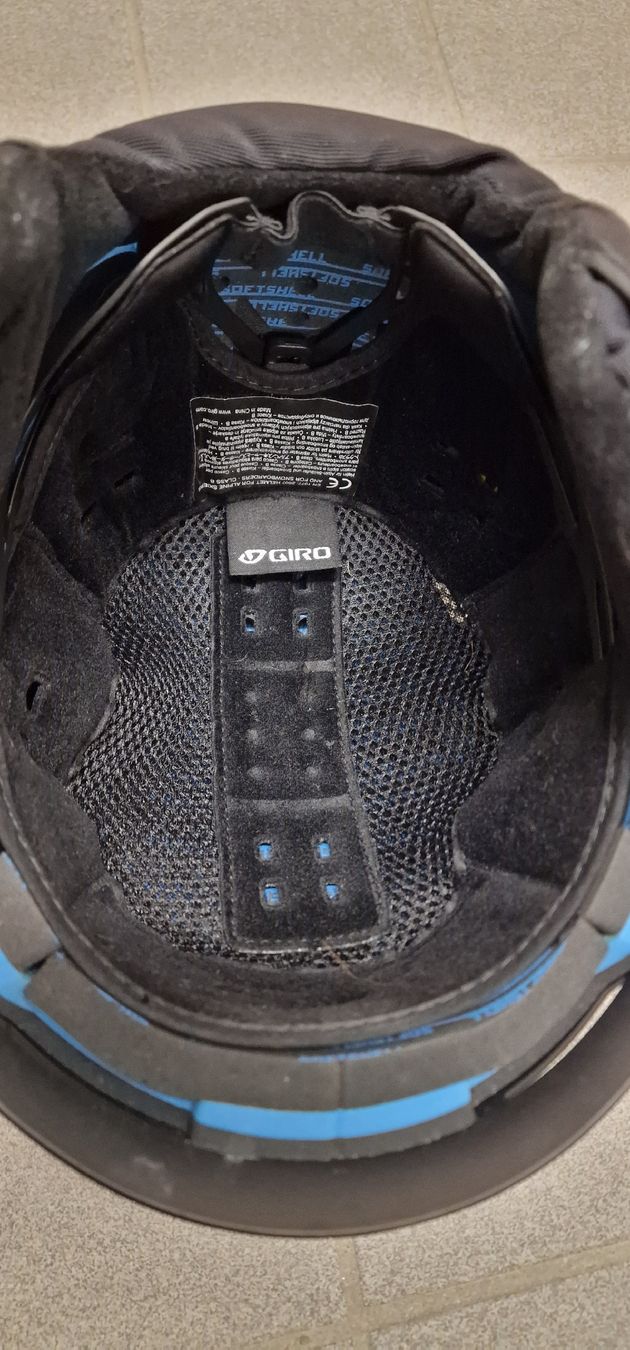 Giro Helme: Ski/Snowboard Helm Giro – Neu (gemäss Beschreibung) aus La Punt Chamues - ch von _lau_ 4