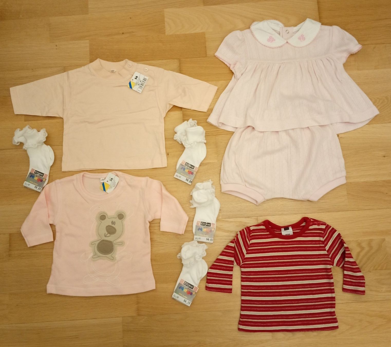Lotti & Set di vestiti: Baby Kleider Set, Grösse 56+62 Mädchen – Usato da Schwarzenburg venduto da Miri13