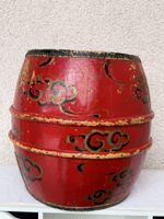 Tambour asiatique ancien en bois rouge et doré 