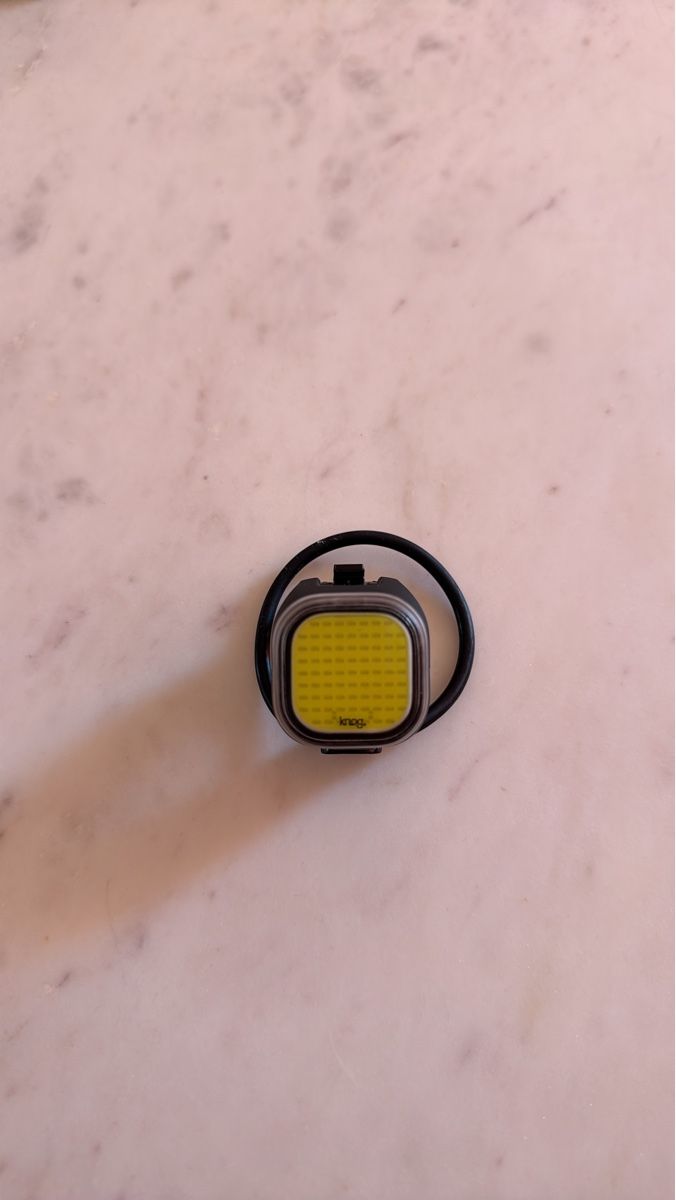Pezzi di ricambio: Knog Front Velolampe – Usato da Zürich venduto da Snowball99