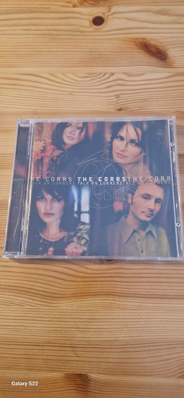 CD: The Corrs – Talk On Corners – Usato da Yvonand venduto da CD-KINGDOM 1