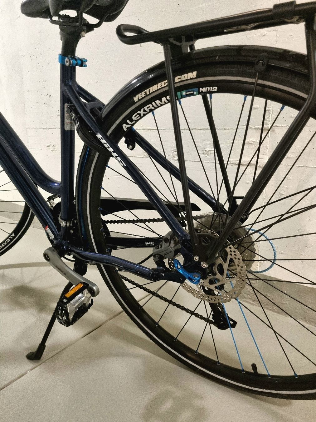 Bixs Biciclette: Trekking Bike von Bixs inklusive Korb – Usato da Uitikon Waldegg venduto da Moderator 5