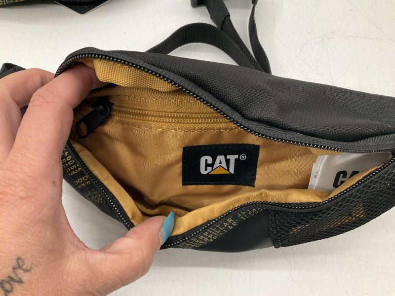 Taschen: 4x CAT ''the Sixty'' Gürteltasche 0,9L – Neu und originalverpackt aus Kehrsatz von lar_fsw9 2