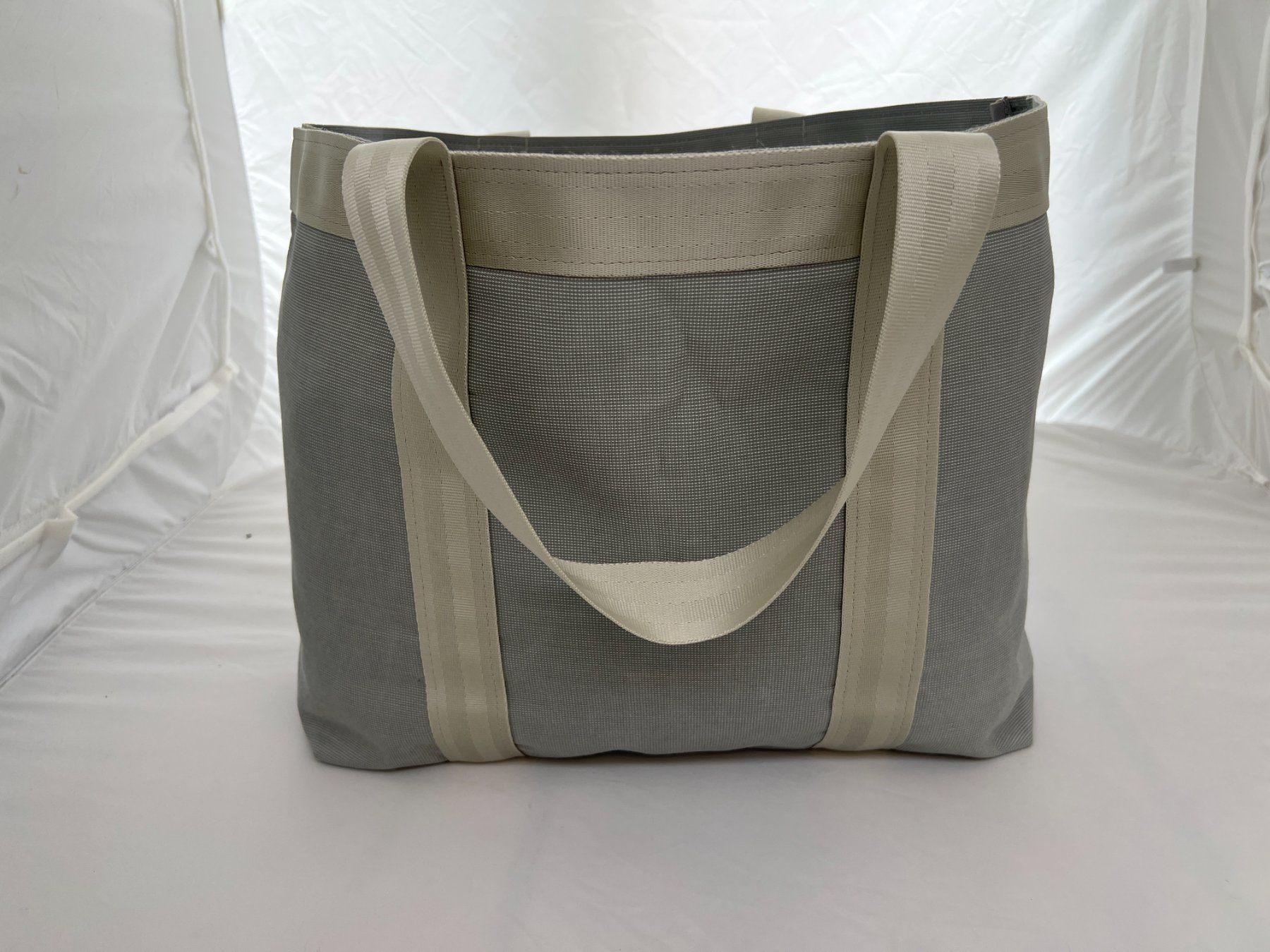 Taschen: Praktische Drahtzug-Tasche – Neu (gemäss Beschreibung) aus Zürich von Drahtzug 1