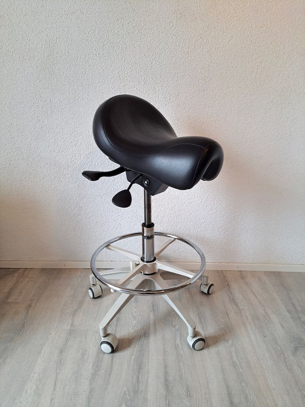 Stühle: Orig. Murray Saddle Ergonomie Bürostuhl Praxisstuhl Hocker – Gebraucht aus Frauenfeld von
