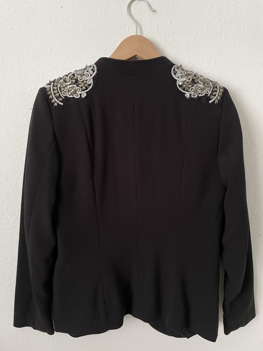 H&M Vestes: Blazer H&M Gr.34 – D'occasion à Schliern b.Köniz par Nikk0tin 3