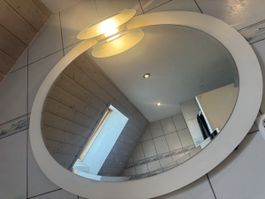 Badezimmerspiegel