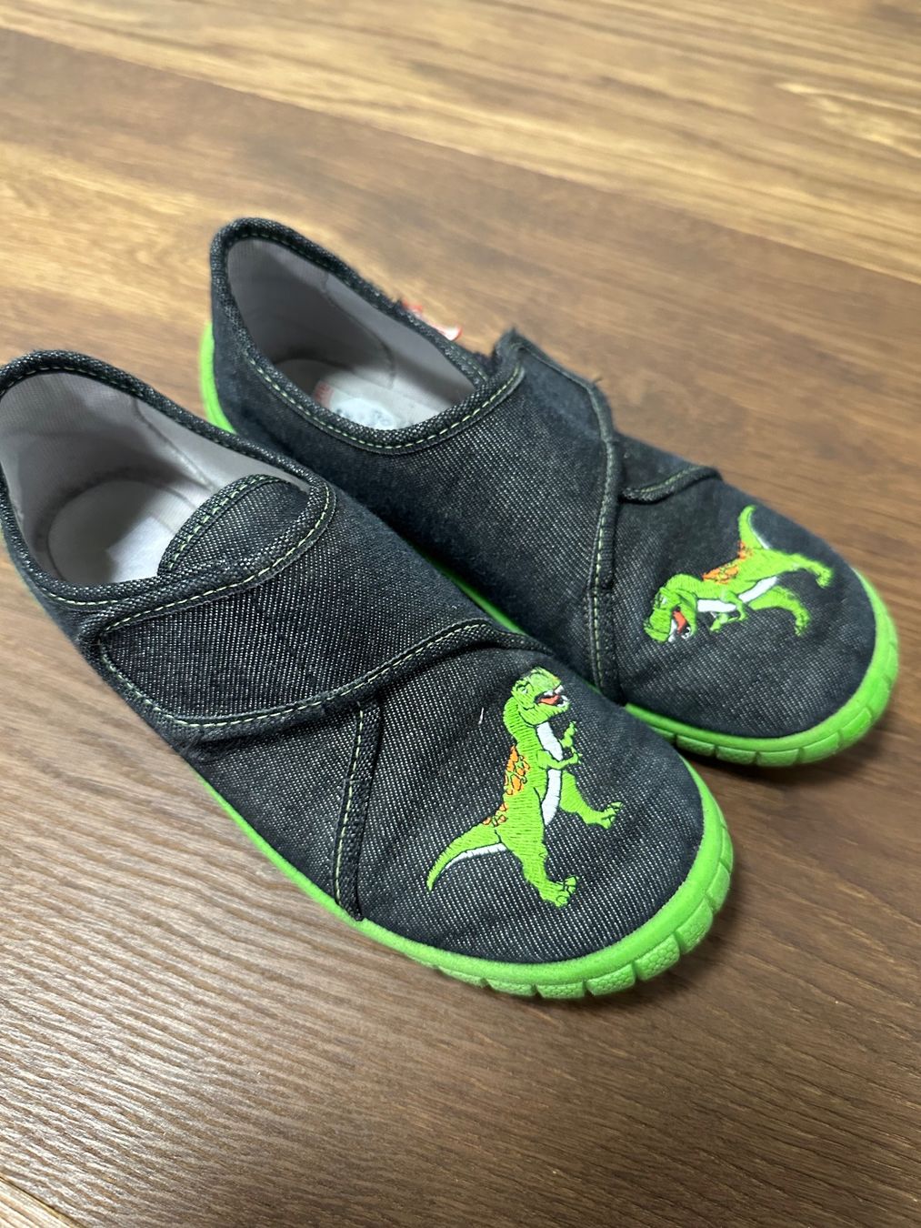 Superfit Scarpe per ragazzi: Superfit Hausschuhe Grösse 32 – Usato da Brunnen venduto da annitime