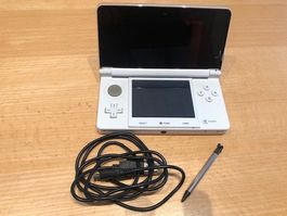 Nintendo 3DS Farbe Ice White