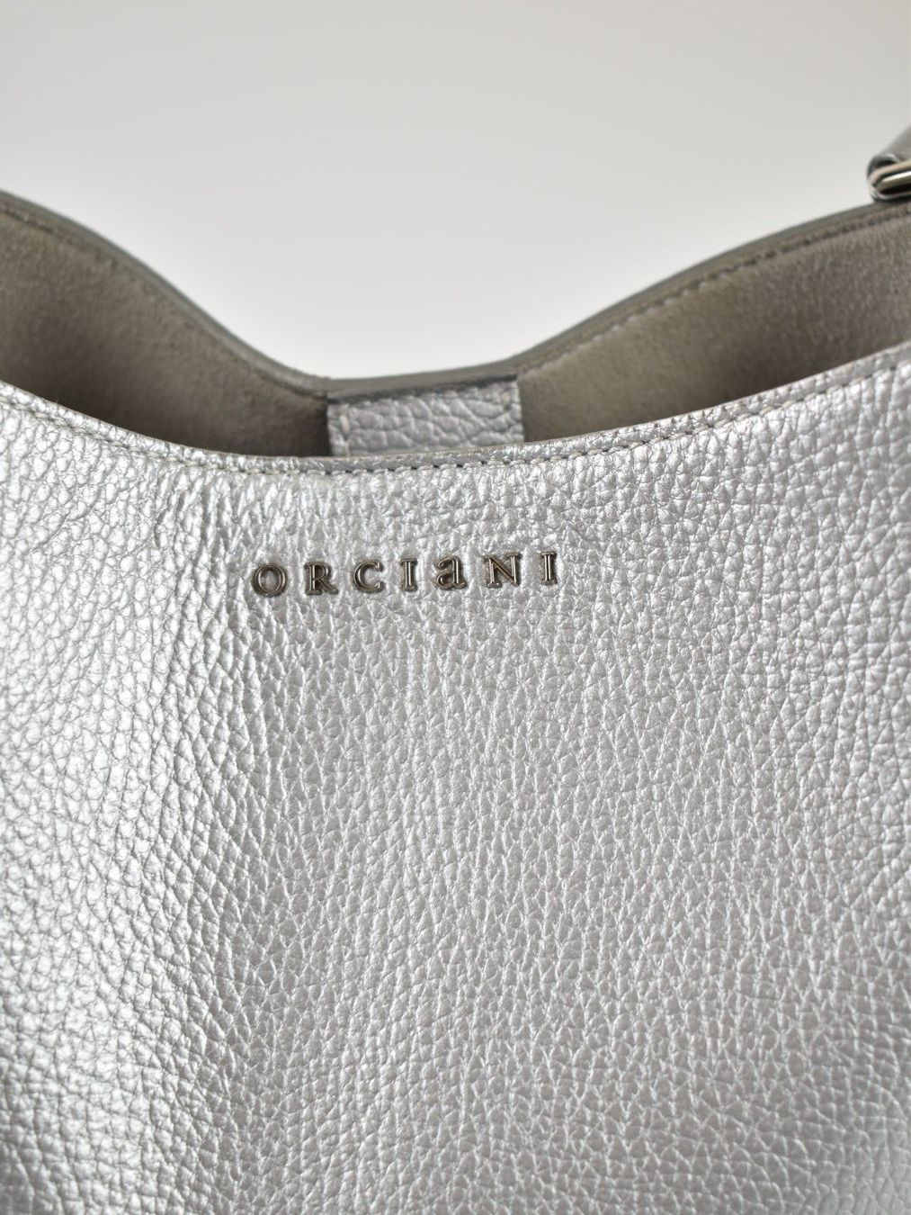 Orciani Borse da donna: Orciani Tasche, silber, soft Leder – Usato da Nürensdorf venduto da 2ND_STORY 2