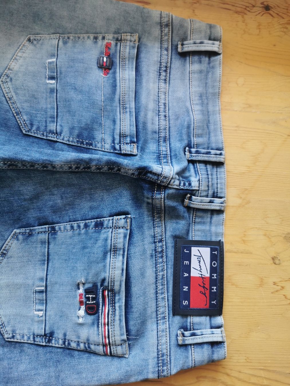 Jeans: Tommy Hilfiger Shorts 33 – Usato da ZERNEZ venduto da joaofonseca 5