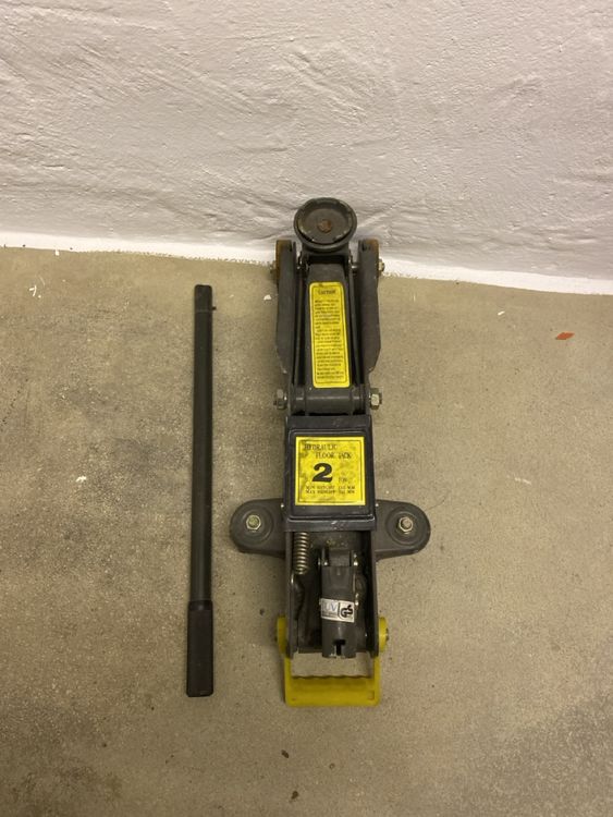 Filmer 59015 Cric Idraulico 2 Tonnellate TÜV – Compatto Per Auto, Altezza 165-315mm
