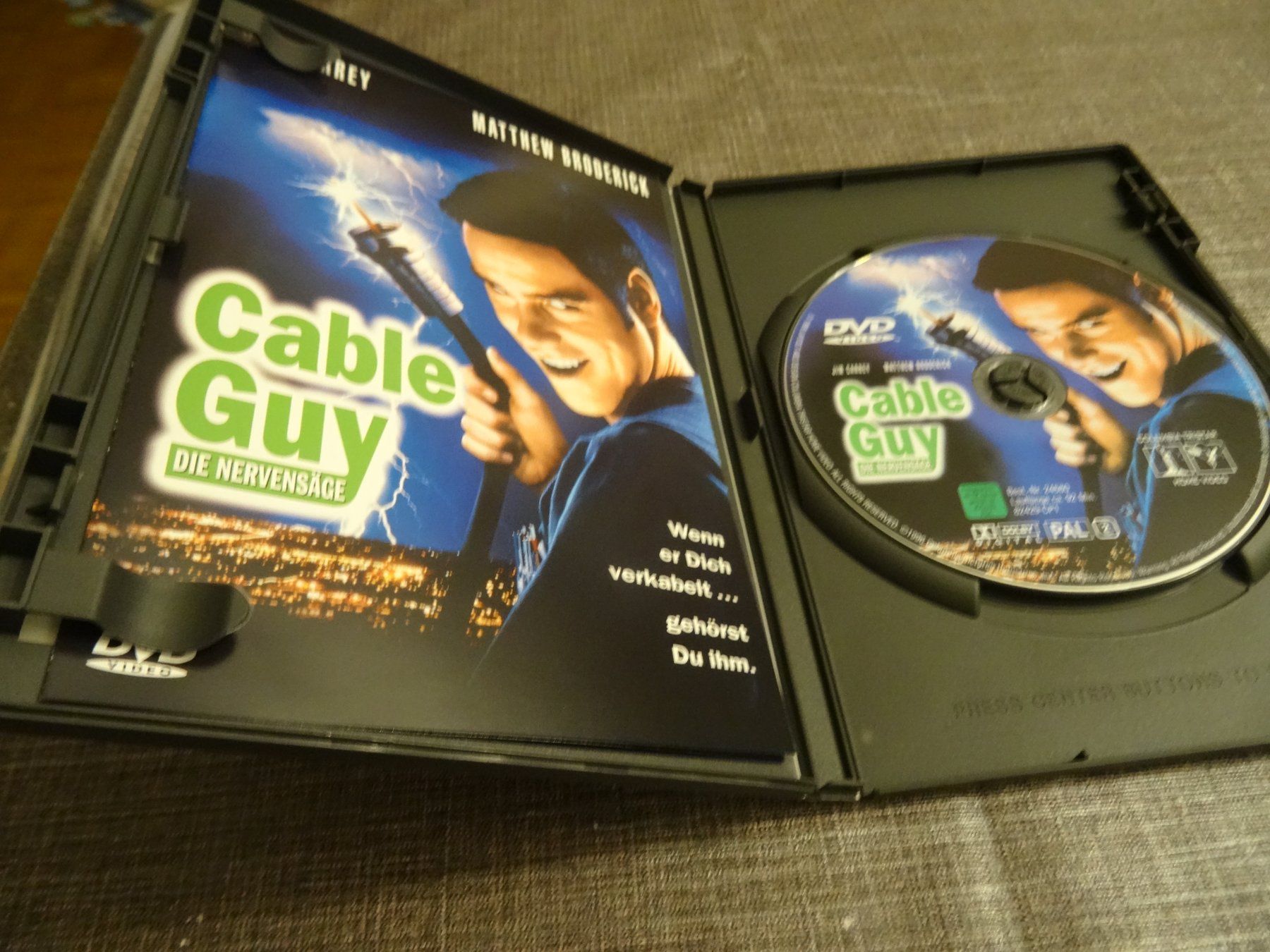Tutti i DVDs: Cable Guy – Die Nervensäge DVD – Usato da Olten venduto da Disc-Verkauf 1