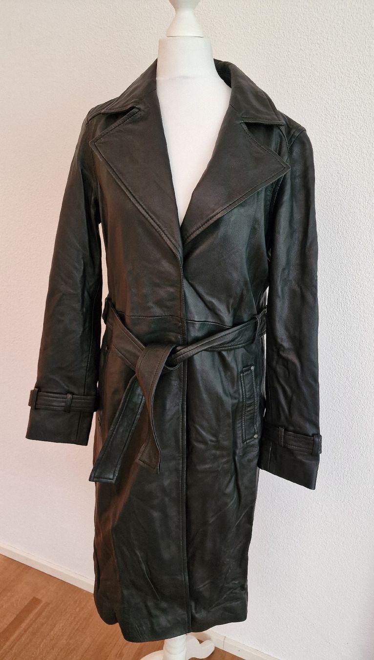 Cappotti: Ledermantel 2NDAY Gr. 34 schwarz – Nuovo (secondo la descrizione) da Kerns venduto da d_s_obwalden 1