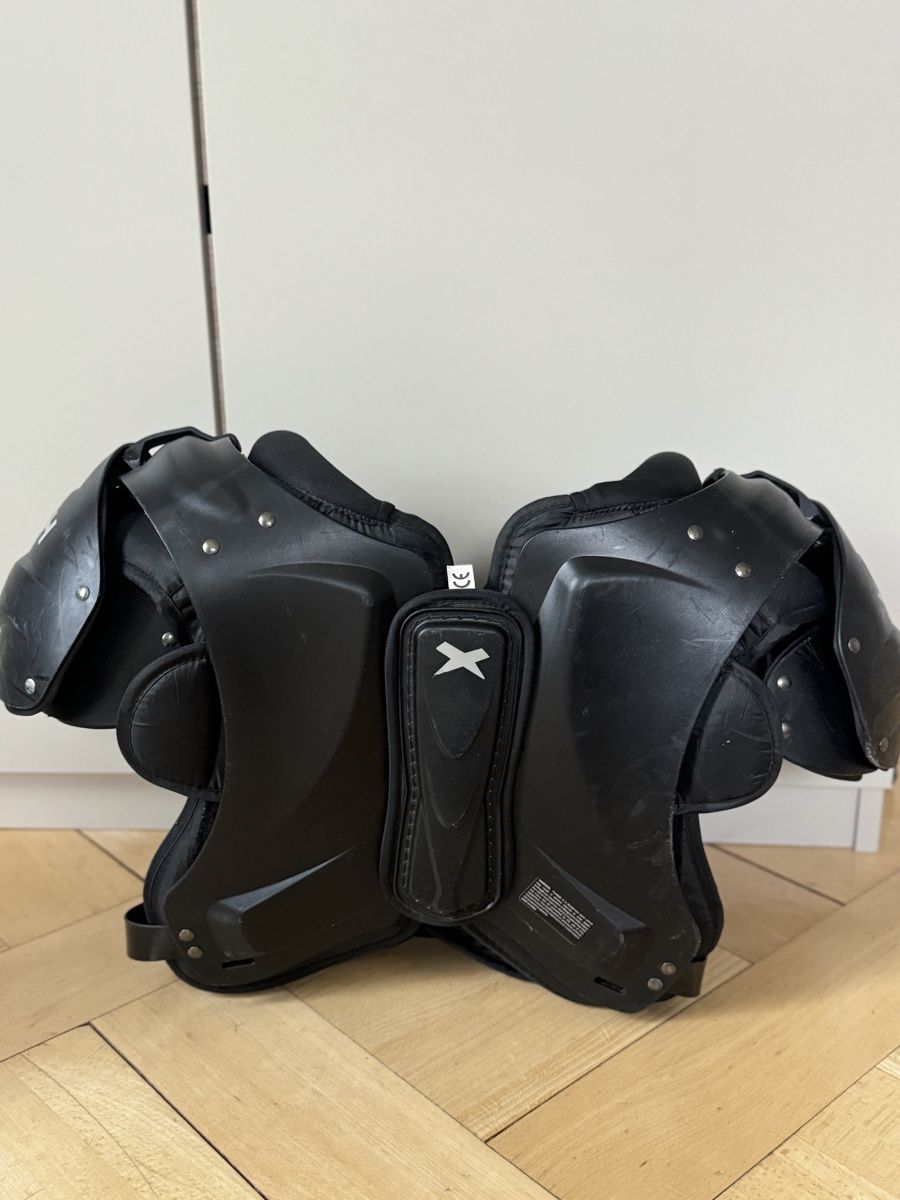 Protezioni & Imbottiture: Xenith Shoulder Pads Grösse L – Usato da Bern venduto da Sonne26Mond 1