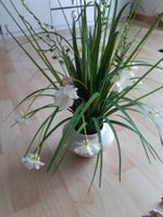 Kunstgras mit Blumen