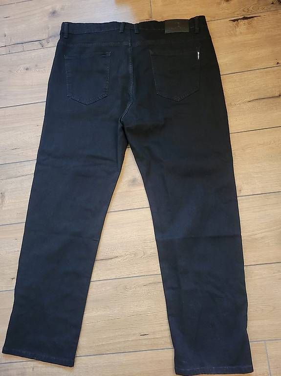 Jeans: Denim  Jeans – Nuovo (secondo la descrizione) da Wallisellen venduto da crown707 1
