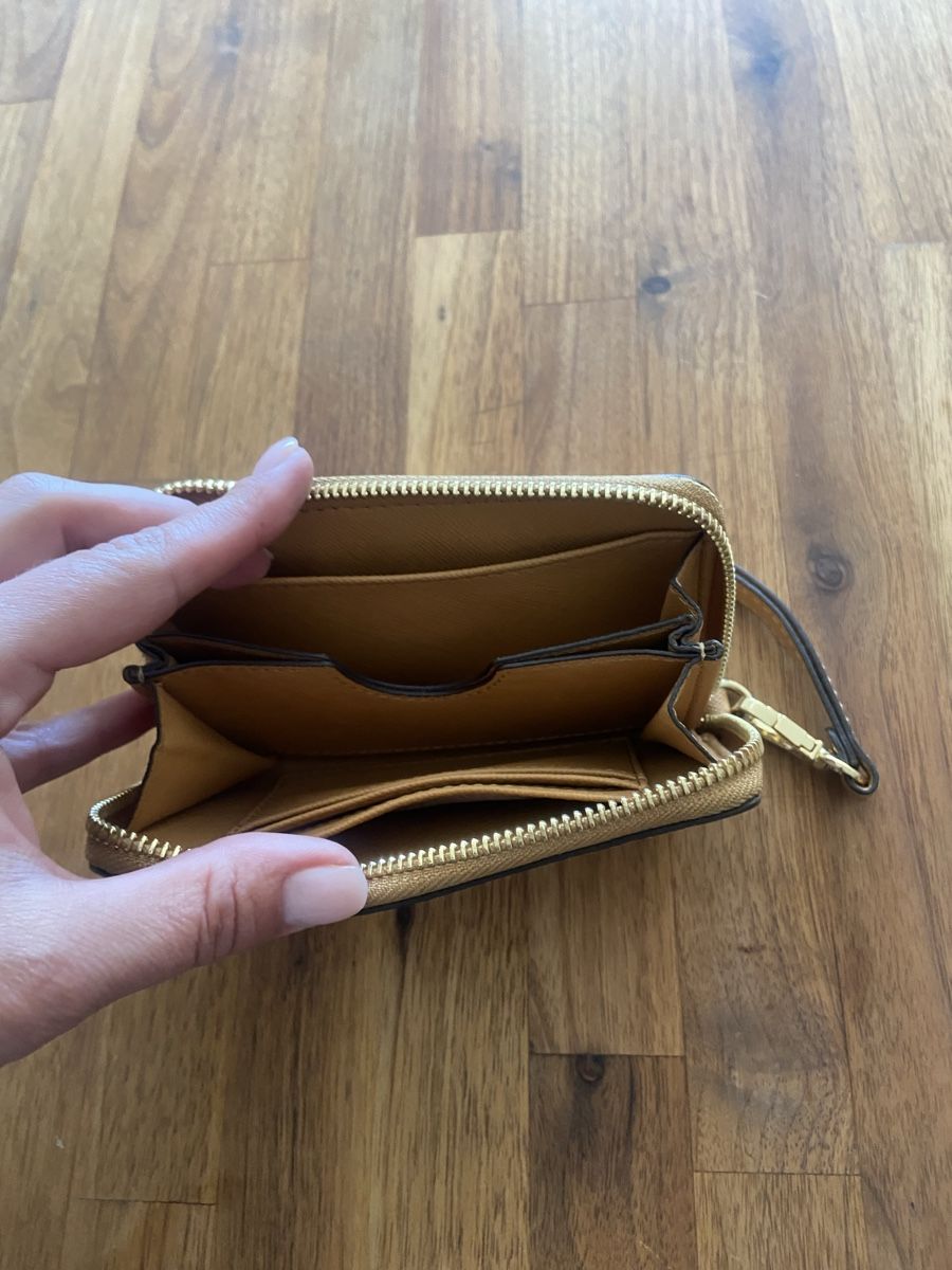 Michael Kors Portamonete: Michael Kors Portemonnaie hell Braun – Usato da Bäch SZ venduto da manda8806 1