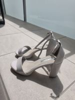 Sommerpumps nudefarben