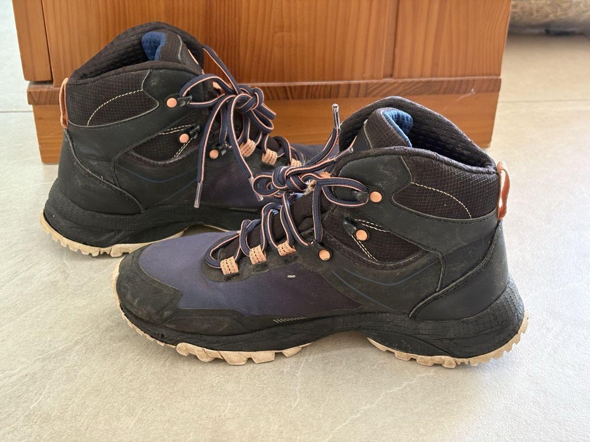 Damenschuhe: Wanderschuhe 46 Nord Damen Grösse 39 gebraucht – Gebraucht aus Würenlos von anx.ne 4