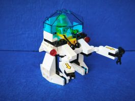 Lego Space, 6848 Strategic Pursuer