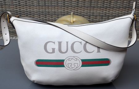 Gucci Logo Half Moon  Tasche / sac