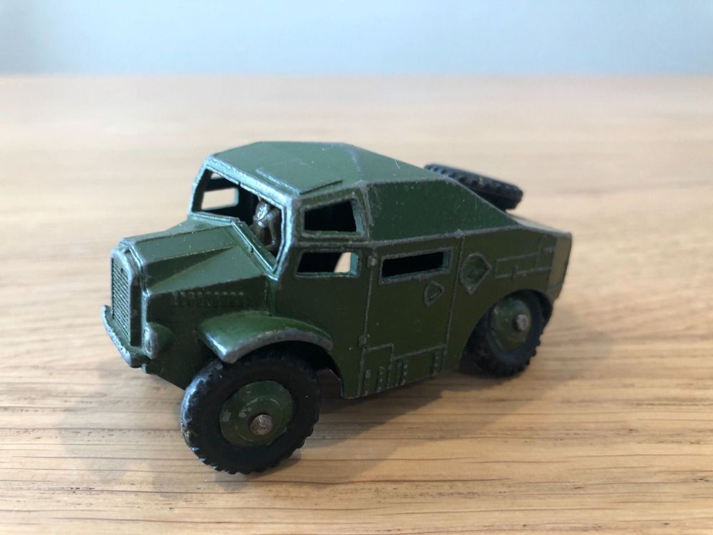 Superbe lot de 3 véhicules militaires DINKY TOYS fabriqués en Angleterre - Collection