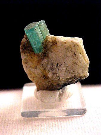 Minerali & Pietre curative: Gemmy Emerald , Coscuez Mine, Columbia – Usato da Figino venduto da minshop 8