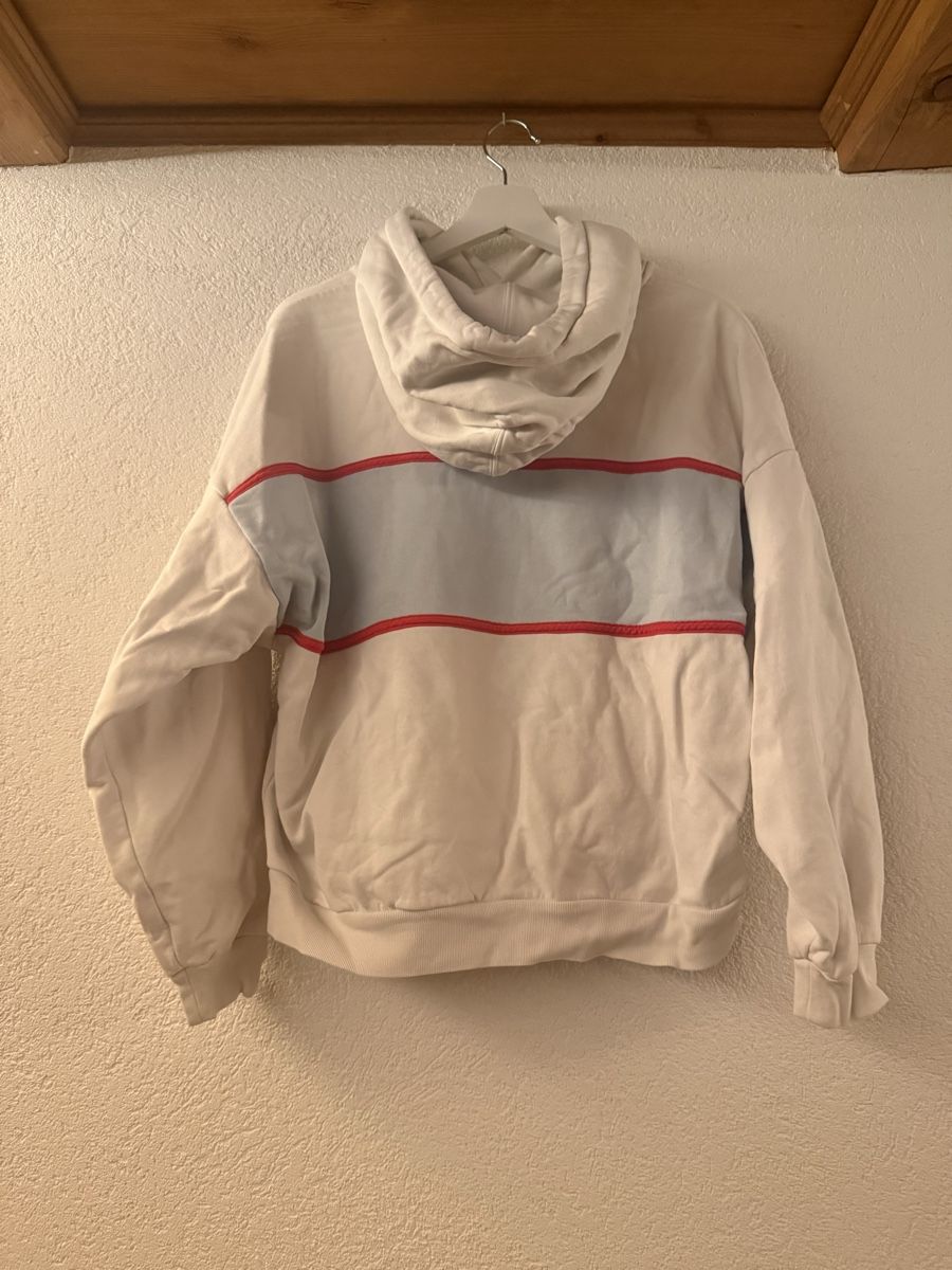 Levi's Pullover & Sweatshirts: Levi's Pullover mit Kapuze  – Gebraucht aus Bolligen von lee_orange 1