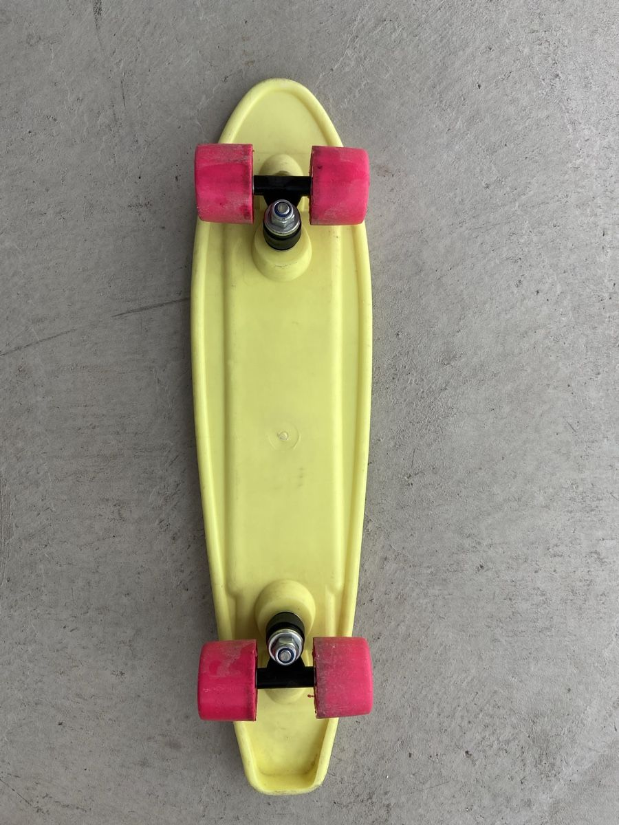 Penny Skateboards Skateboards: Original 80s Skateboard neongelb rosa – Gebraucht aus Zürich von Eves.vintage.element 1