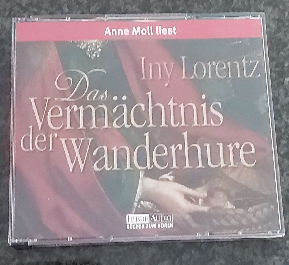 Audiolibri: Iny Lorentz Das Vermächtnis der Wanderhure 6 CD's – Usato da Trimbach venduto da Shanja99