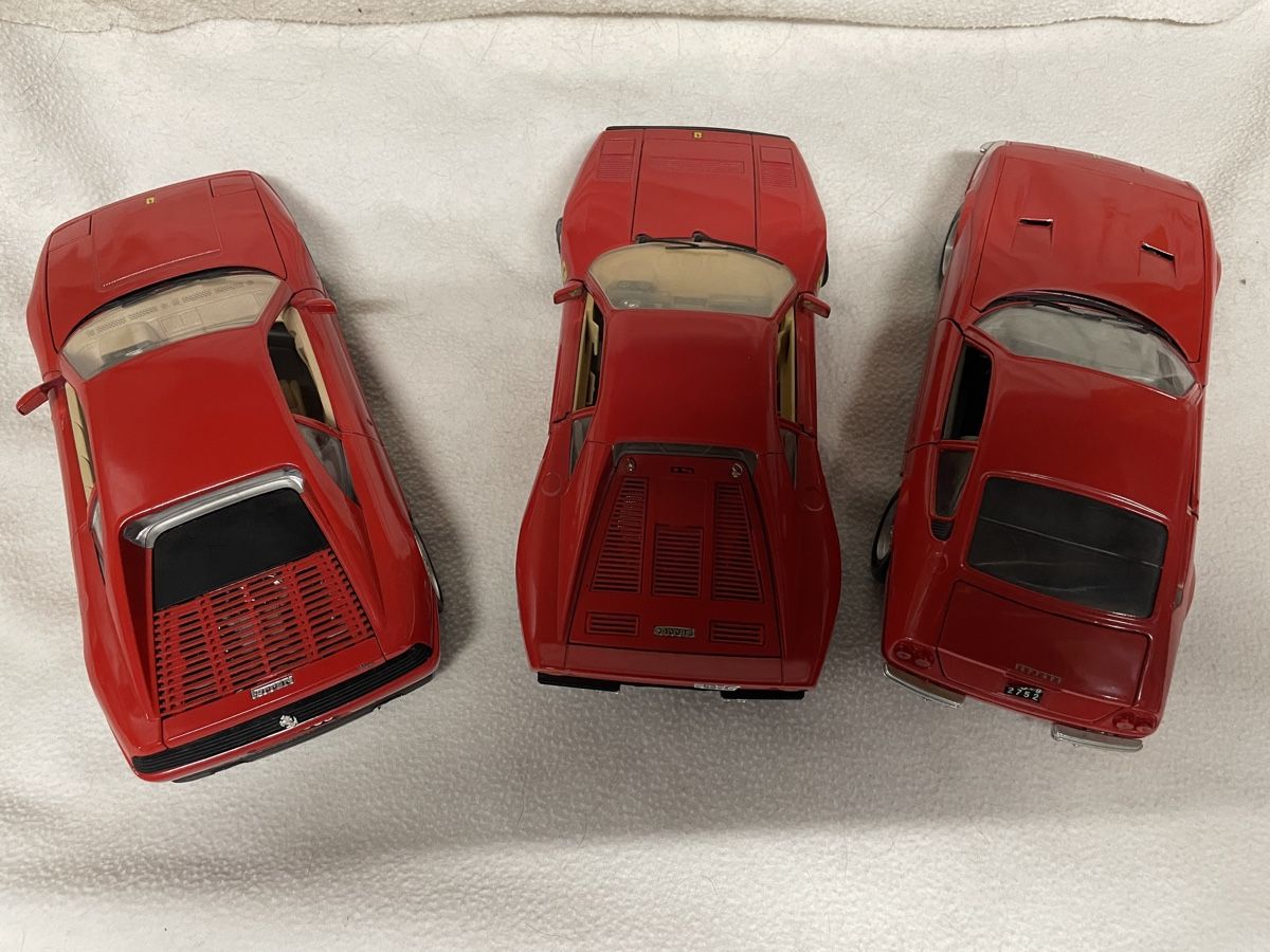 Bburago Modellini d'auto: Ferrari 3 Diverse Modelle  – Usato da Zuerich venduto da HaYvFoRu 3