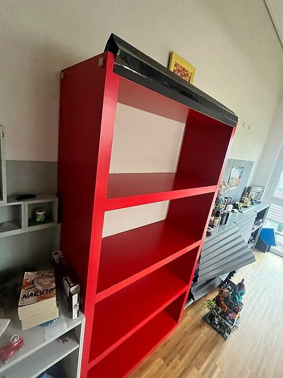 Regale: Regal rot – Gebraucht aus Langendorf von Tbejda 1