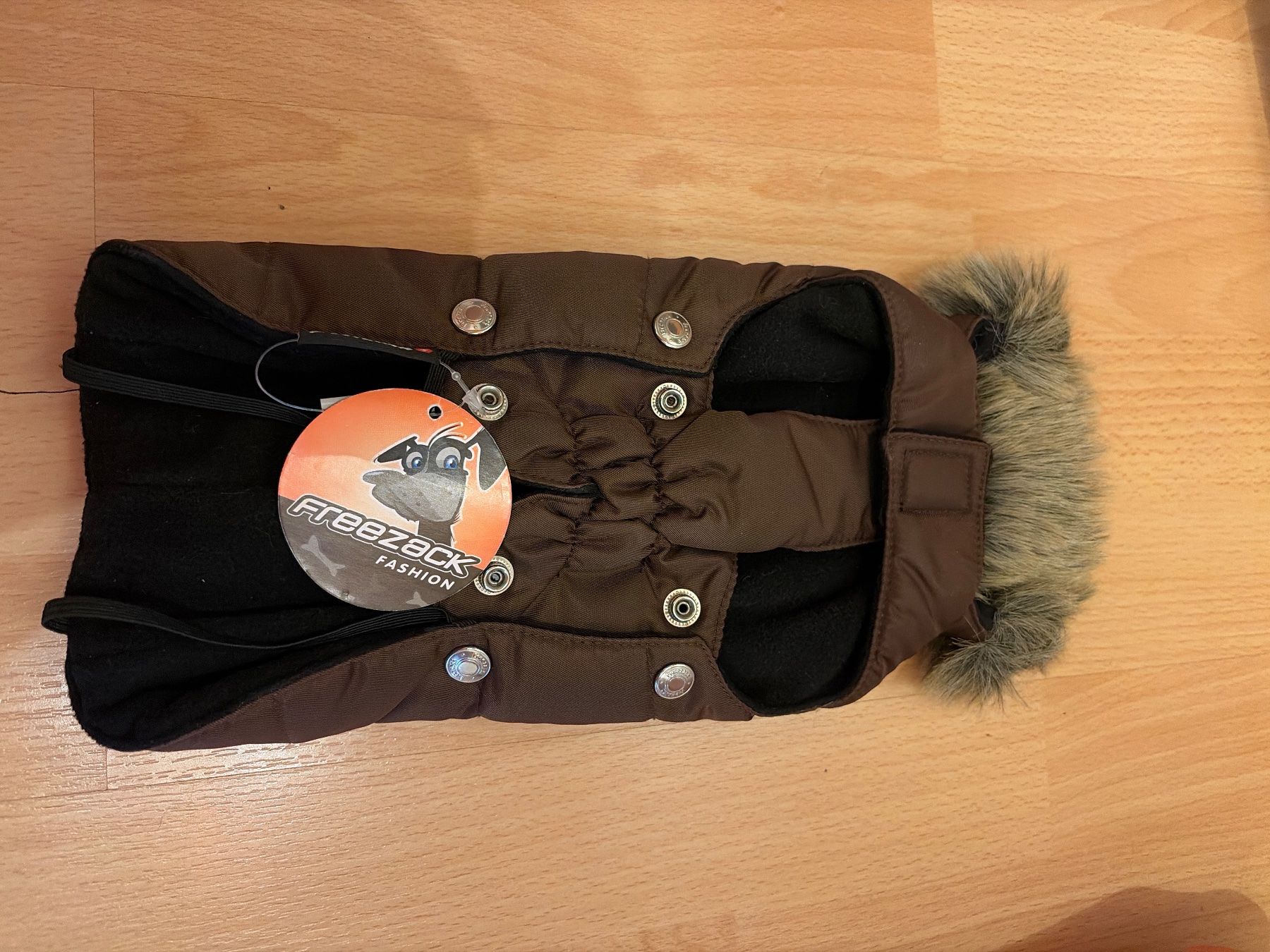 Abbigliamento: Hundemantel braun Grösse 25cm neu – Nuovo (secondo la descrizione) da Walenstadt venduto da Smokyboy 1